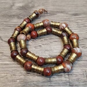 🦋NIB TIGER EYE BRASS NECKLACE